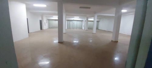 Imagen 11 de 13 de Local Comercial Av. Principal Lisandro Alvarado 04144127897
