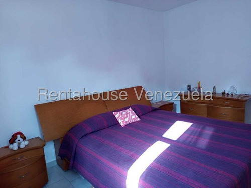 Dc Apartamento En Venta En Lomas Del Avila 25-16875 Yf