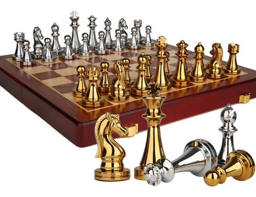 Juego De Ajedrez Medieval Con Tablero De Ajedrez Oro Plata