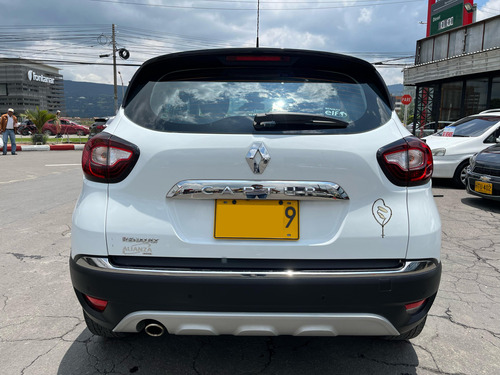 Renault Captur Intens 2.0cc TP AA 4X2