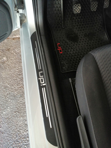 Volkswagen Up! 2019 1.0 Move Up! 75cv