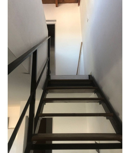 Imagen 10 de 15 de Farias&farias Vendo Duplex De 2 Dormitorios En El Centro De Villa Allende