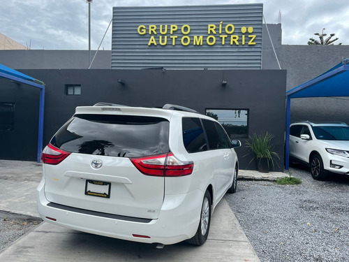 Imagen 3 de 15 de Toyota Sienna 2015 3.5 Xle Tela At