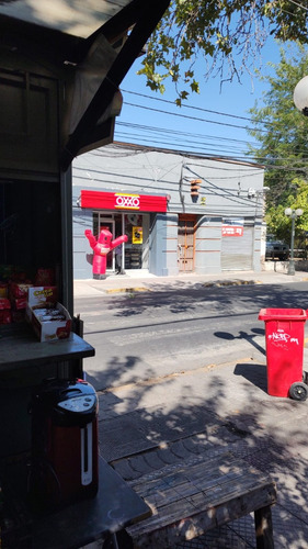 Local Comercial , Calle Infante 320mt2, Frente Hosp. Salvado