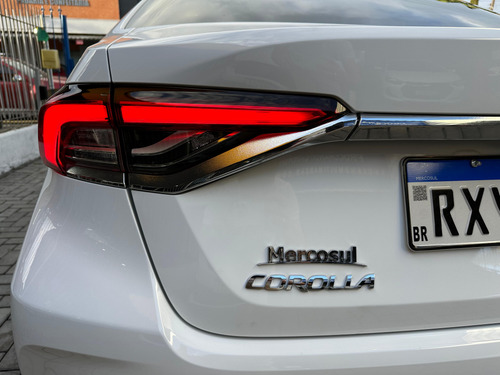 Toyota Corolla Hibrido com apenas 25.000km