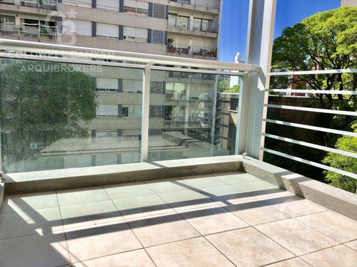 Apartamento De 2 Dormitorios Con Garaje En Venta En Punta Carretas