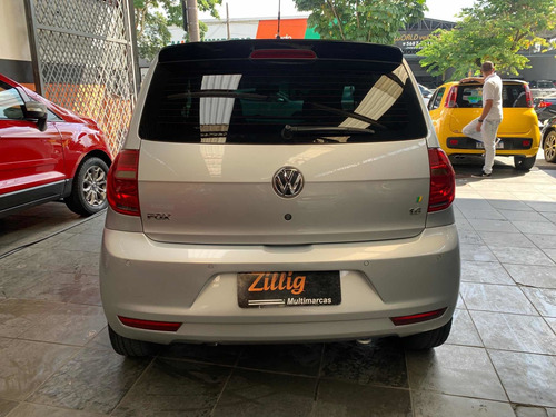 Imagem 5 de 15 de Volkswagen Fox 2014 1.6 Vht Seleção Total Flex 5p