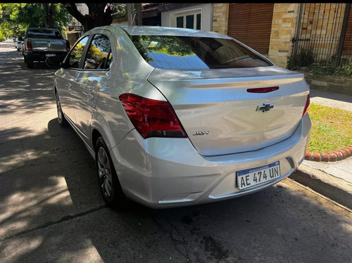 Chevrolet Onix Plus 1.4 Black Edition