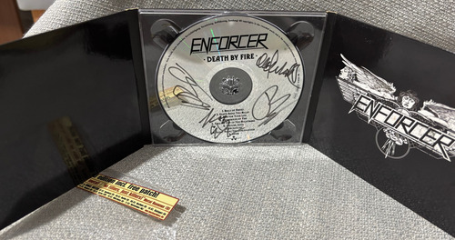 Enforcer - Death By Fire (autografado - Sem Patch) Edição Limitada (Usado)
