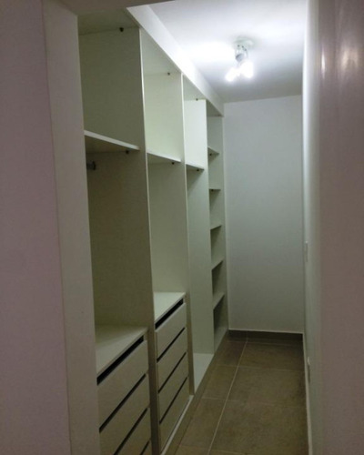 Imagem 14 de 20 de Vende-se Lindo Apartamento, 3 Dormitórios, Sendo 1 Suíte Com Closet Completo Em Armários, Sala Ampla 2 Ambientes, Cozinha, Área De Serviço E Varanda - Ap0407 - 68958809