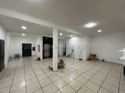 Milagros Inmuebles Edificio Venta Barquisimeto Lara Zona Centro Economica Residencial Economico Comercial Código Inmobiliaria Rent-a-house 24-21318