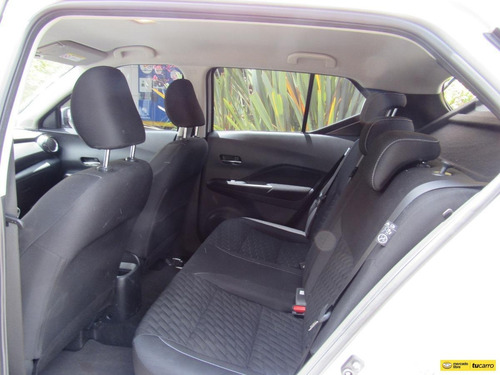 Imagen 11 de 13 de Nissan Kicks Advance 1.6 Mecánica 4x2