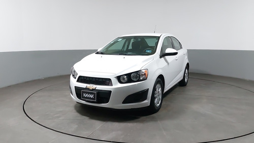 Chevrolet Sonic 1.6 MT D LT