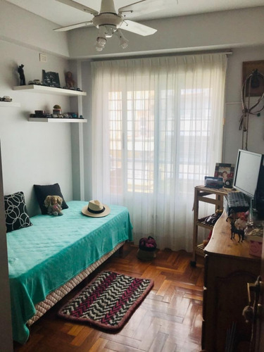 Imagen 8 de 21 de Excelente Departamento 3 Ambientes Al Frente Con Cochera .