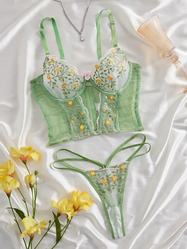Conjunto Lencería Con Corset Push Up Y Tanga Con Lentejuelas