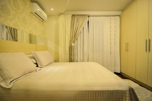 Imagem 9 de 21 de Linda Casa No Bairro Guanabara| 1 Suíte+2 Dormitorios | 2 Vagas De Garagem | Estuda Permuta - Sa01782 - 69196205
