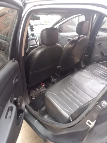 Renault Logan 1.6 Authentique