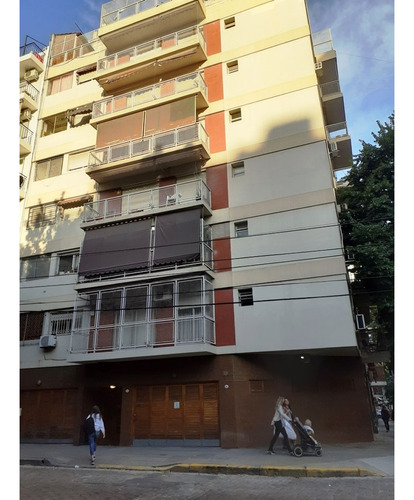 #departamento #piso #venta #caballito 4 Ambientes 3 Baños Dep/serv 2 Balcones Cochera Fija Baulera Excelente Ubicacion