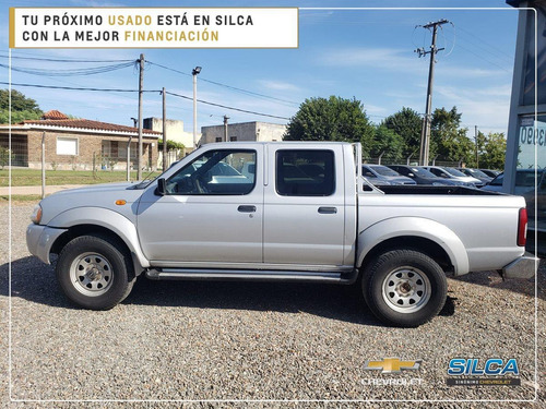 Imagen 9 de 17 de Nissan Frontier Np300 4x4 2013 Gris Plata 4 Puertas