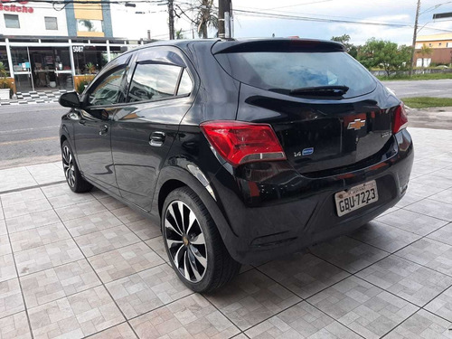 Chevrolet Onix 2017 1.4 Lt 5p