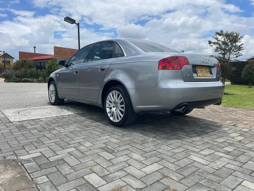 Audi A4 1.8 T Luxury