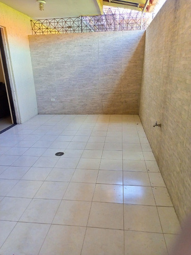 Imagen 10 de 14 de Fernando Guerrero Vende Townhouse En Res Danubio Manantial, Naguanagua
