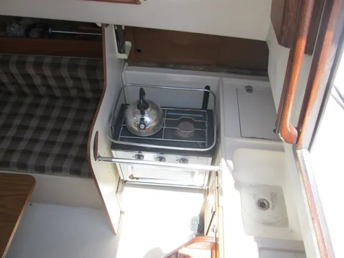 Velero Pandora 27