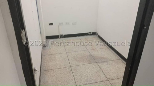 Imagen 27 de 30 de Locales En Venta Zona Centro Barquisimeto 22-21557 #m
