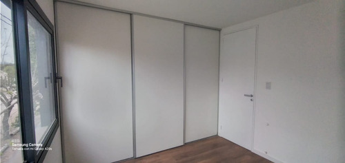 Casa En Venta De 3 Dormitorios En Barrio Villa Catalina