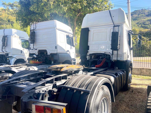 Imagem 5 de 11 de Iveco Cursor 330 4x2
