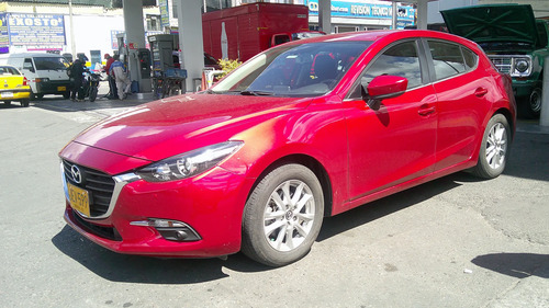 Mazda 3 2.0 Touring At