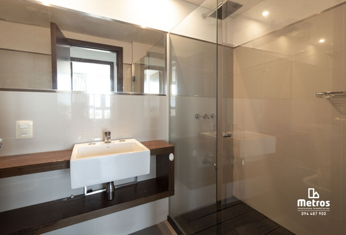 Imagen 7 de 14 de Amueblado - 2 Dorm 2 B - Garaje X2 - Vista Al Mar Y Al Lago - Piscina Climatizada - Seguridad 24hs- Alquiler Apartamento Parque Miramar