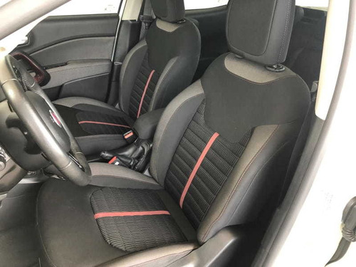 Imagem 6 de 11 de Fiat Toro Freedom 1.8 16v Flex Aut 2020
