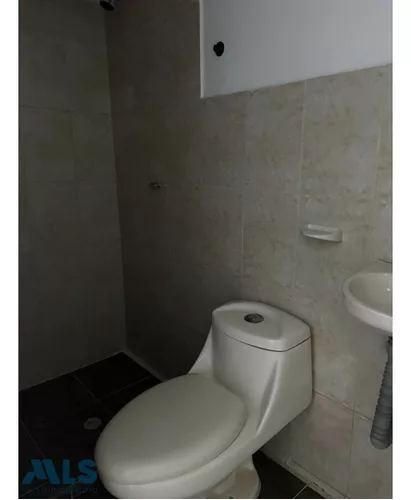 Casa 3 Niveles Con Opotunidad De Ampliación(mls#248282)