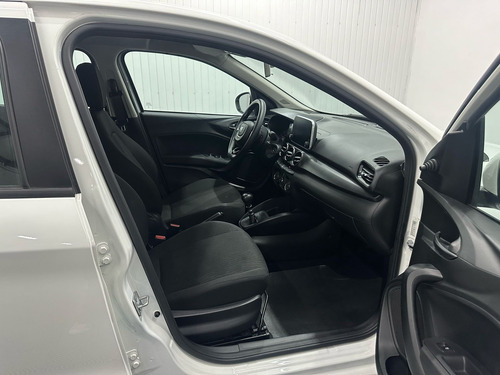Fiat Cronos 1.0 Drive Flex 4p