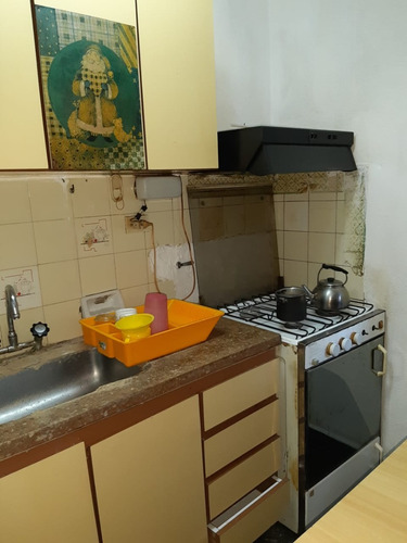 Departamento 3 Ambientes Primer Piso Sobre Pepiri. Barrio Espora