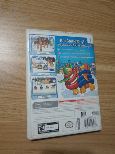 Club Penguin Game Day! Wii (Usado)