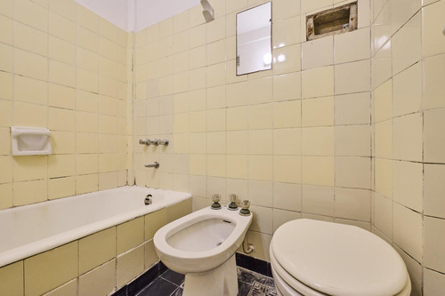 Venta Departamento 2 Ambientes En Recoleta!