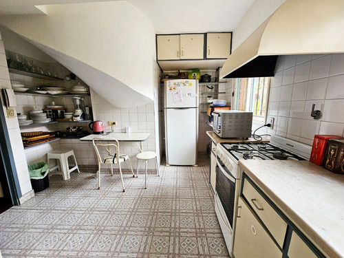 Venta Casa Barrio Santa Rita 6 Amb Lote 1100 M2