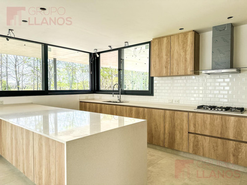 Venta De Casa A Estrenar Con 3 Dormitorios Con Vista Al Golf En Everlinks