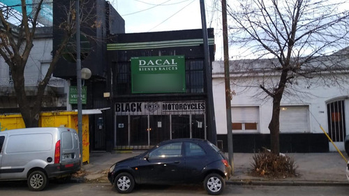 Local En La Plata Calle 7 E/ 32 Y 33 Dacal Bienes Raices