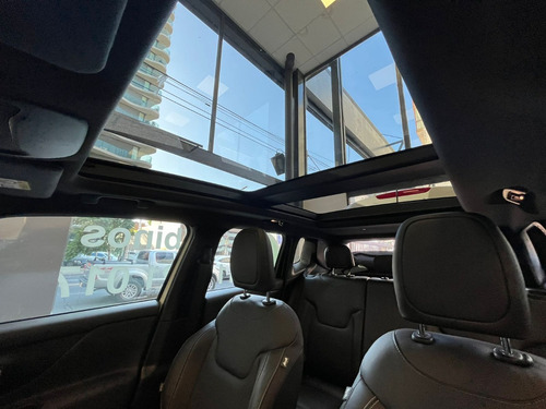 Imagen 22 de 25 de Nueva Jeep Renegade Serie S 1.3t En Stock Fisico Entrega Hg