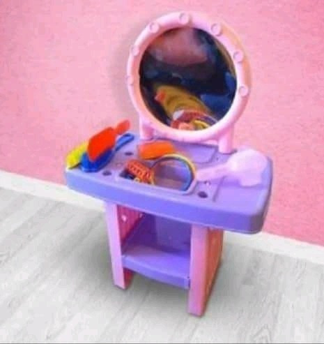 Set De Belleza Tocador Infantil Niños Muñecas