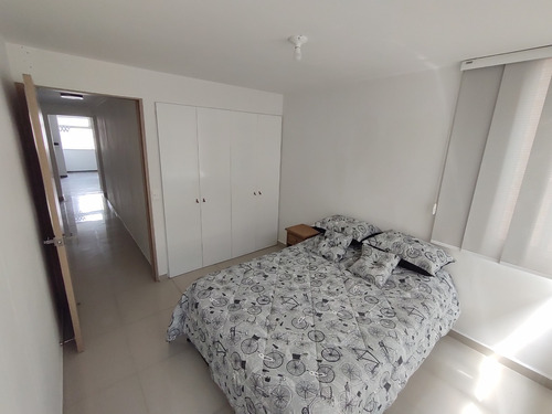 Arriendo Apartamento Amoblado Entre Primer Y Segundo Parque De Laureles