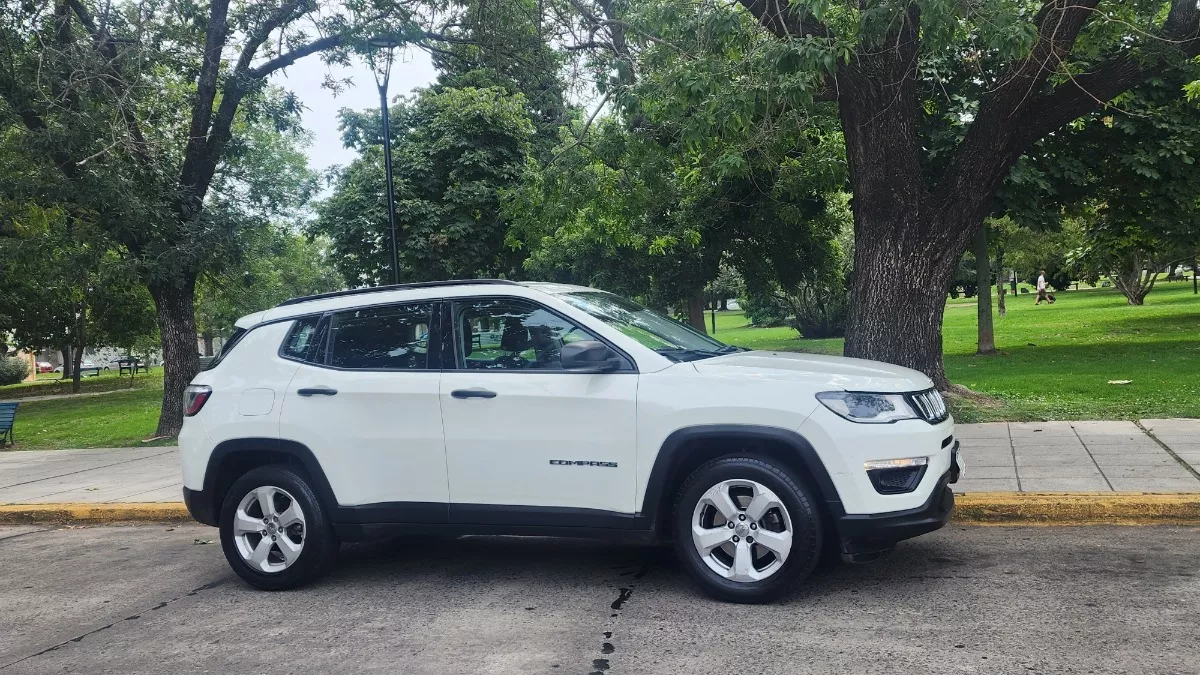 Jeep Compass 2.4 Sport