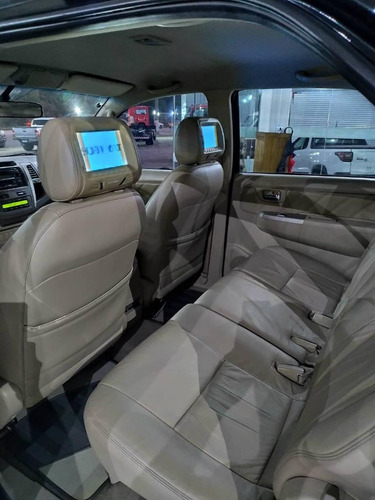 Imagem 8 de 9 de Toyota Hilux Sw4 Srv 4x4