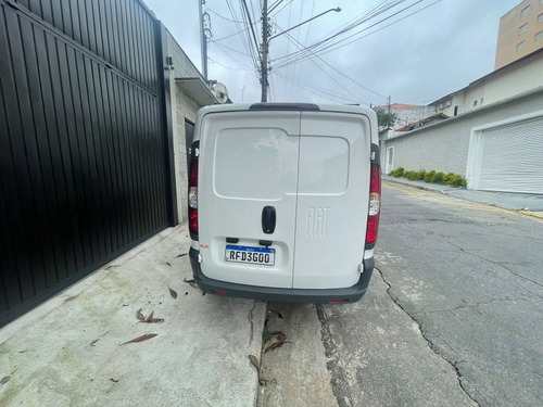 Imagem 3 de 13 de Fiat Fiorino 2021 1.4 Hard Working Flex 4p 5 Marchas