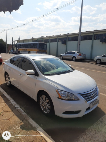 Imagem 2 de 8 de Nissan Sentra 2015 2.0 Sl Flex Aut. 4p