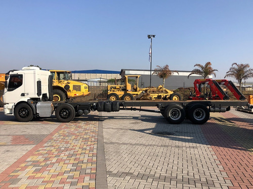 Imagem 1 de 15 de Volvo Vm 330 I-shift 8x2 2017 No Chassi=270,310,2429
