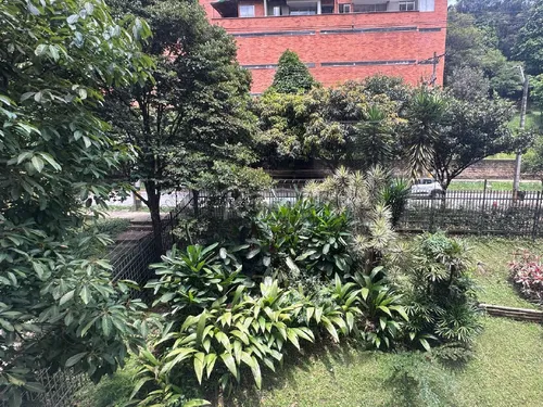 Apartamento En Arriendo En Cumbres. Cod A776084